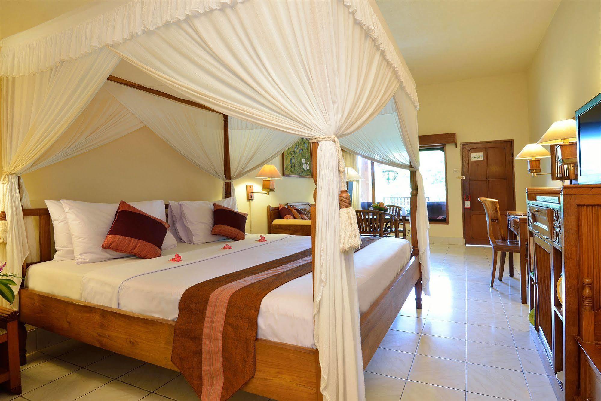 Diwangkara Beach Hotel & Resort Sanur Buitenkant foto