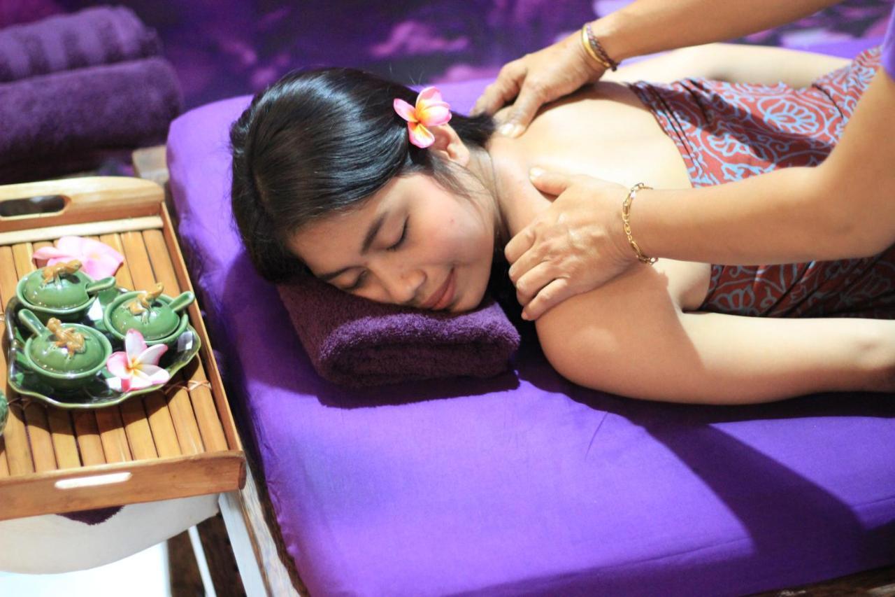 Diwangkara Beach Hotel & Resort Sanur Buitenkant foto