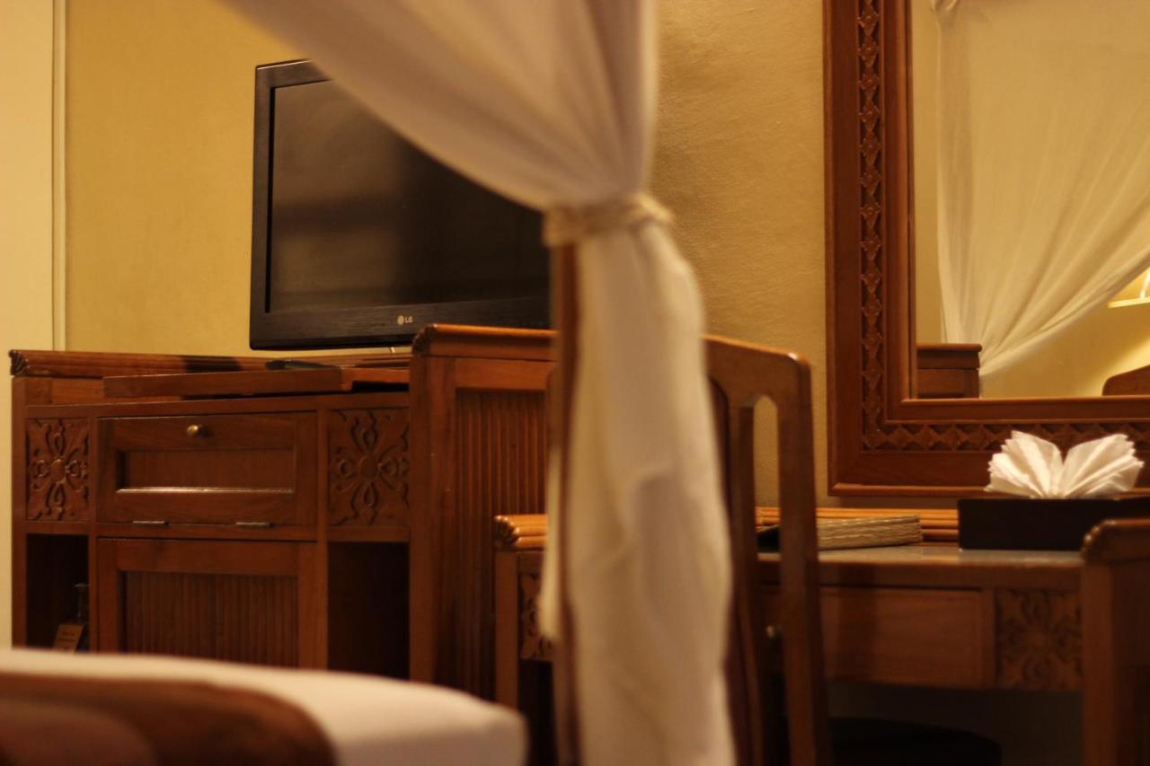 Diwangkara Beach Hotel & Resort Sanur Buitenkant foto